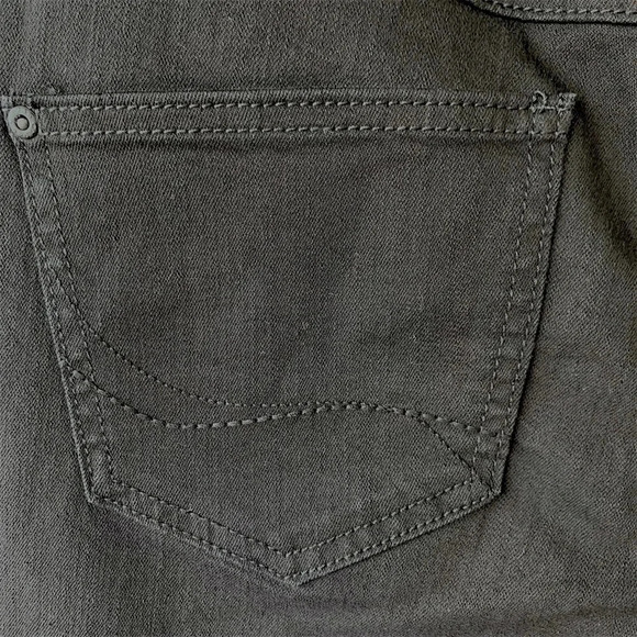 C Est 1946 Classic Black Denim Jeans Size 14 Straight Leg High Waist Stretch W35 - Picture 11 of 16